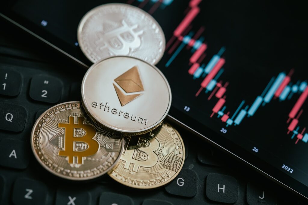 $2.36B Bitcoin Options and $492M Ethereum Options Expire Tomorrow